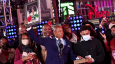 Eric Adams se juramenta como alcalde de Nueva York sucediendo a De Blasio
