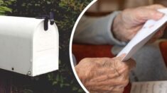 Empleada del correo salva la vida de anciana atrapada más de 3 días debajo de un mueble en su casa