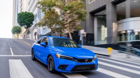 Honda Civic Hatchback. ¿No apto para millennials o la generación Z?