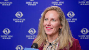 Los médicos deberían recetar ver Shen Yun: Cristina Martín Jiménez