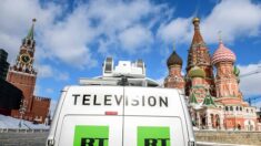 La UE prohíbe a los medios de comunicación estatales rusos y todos los vuelos rusos