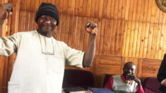 Liberan bajo fianza a un reportero de The Epoch Times de una cárcel nigeriana