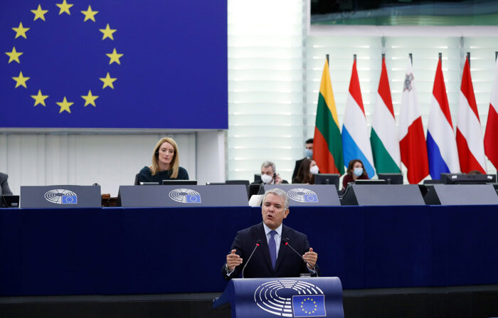 El presidente colombiano Iván Duque en un discurso ante el pleno del Parlamento Europeo en Estrasburgo este martes. EFE/EPA/JULIEN WARNAND