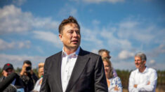 Elon Musk dice que Starlink se activó en Ucrania tras un corte de Internet durante la invasión rusa