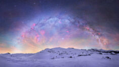 Impresionantes fotos de la Vía Láctea en paisajes llenos de maravillas tomados por astrofotógrafo