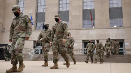 Pentágono considera desplegar la Guardia Nacional en Washington ante llegada del convoy de camioneros
