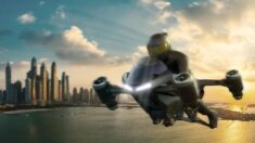 Crean primera moto voladora del mundo: “The Speeder”
