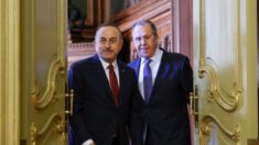 Oligarcas rusos son bienvenidos en Turquía para actividades legales: Ministro de Asuntos Exteriores