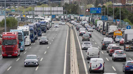 El paro del transporte cuesta USD 140 millones diarios a supermercados españoles