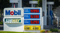 Los precios de la gasolina en EE. UU. alcanzan los USD 4 por galón por primera vez desde 2008
