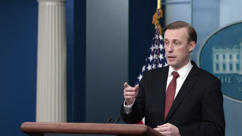 El asesor de seguridad nacional Jake Sullivan durante la rueda de prensa diaria de la Casa Blanca en Washington el 11 de febrero de 2022. (Anna Moneymaker/Getty Images)