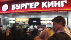 Burger King es la última compañía de alimentos que restringe sus operaciones en Rusia