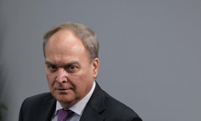 Anatoly Antonov, el embajador ruso en Estados Unidos, llega a un acto en Washington en una imagen de archivo. (Mandel Ngan/AFP vía Getty Images)