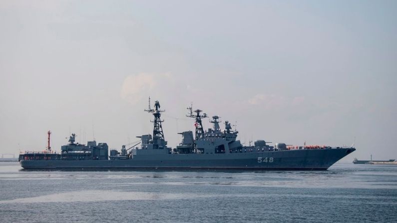 Buque antisubmarino de la Armada rusa, el 6 de enero de 2019. (NOEL CELIS/AFP vía Getty Images)