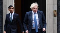 Multarán a Boris Johnson por las fiestas en Downing Street durante la pandemia