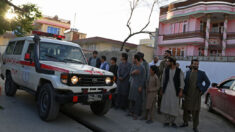 Al menos 8 muertos y 71 heridos en atentado suicida en una mezquita de Kabul