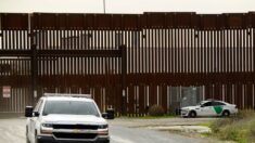Muere un mexicano al caer del muro fronterizo en California