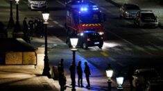 Dos muertos y un herido en París en un coche que arremetió contra policías