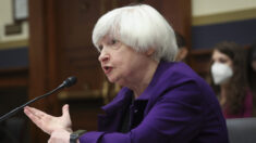 Yellen descarta posibilidad de recesión en EE. UU. pero admite riesgos inflacionistas
