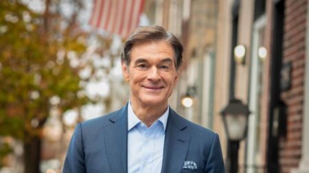 Trump pide a Dr. Oz que declare su victoria en primarias republicanas de Pensilvania para el Senado