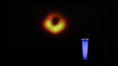 Desvelan la primera imagen del agujero negro en el corazón de la Vía Láctea