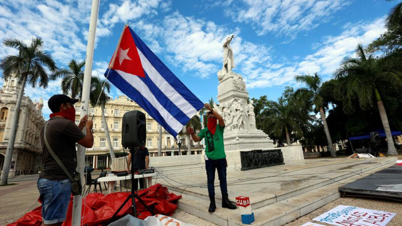 Imagen de archivo de una protesta en Cuba. EFE/Ernesto Mastrascusa