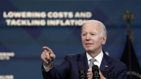 Biden elogia a los agricultores de EE.UU. tras alta inflación y el encarecimiento de los alimentos