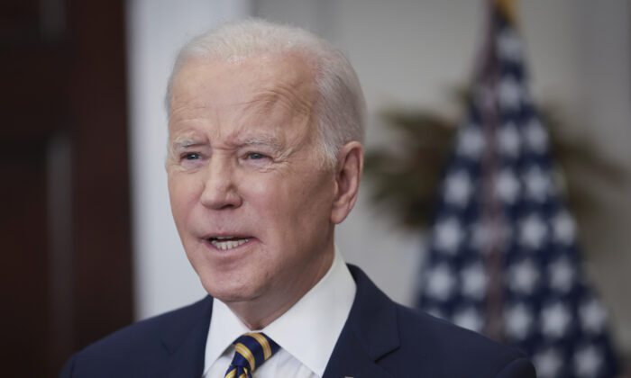 El presidente Joe Biden habla en Washington, el 8 de marzo de 2022. (Win McNamee/Getty Images)
