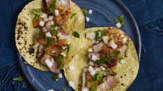 Aprenda a preparar los auténticos Tacos al Pastor