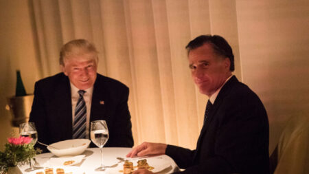 Mitt Romney sobre Trump: “Si decide postularse, será el nominado”