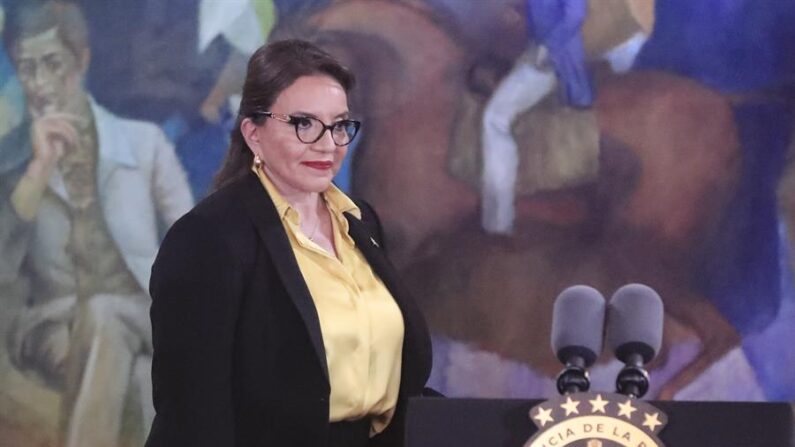 La presidenta de Honduras, Xiomara Castro, en una fotografía de archivo. EFE/Gustavo Amador
