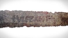 Misteriosa espada vikinga fabricada 800 años antes de inventarse la técnica inquieta a arqueólogos