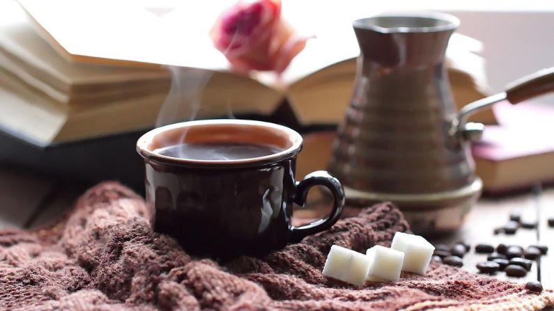 Los bebedores de café endulzado también obtuvieron beneficios, siempre que bebieran menos de 4 tazas al día. (Pixabay/lisa870)
