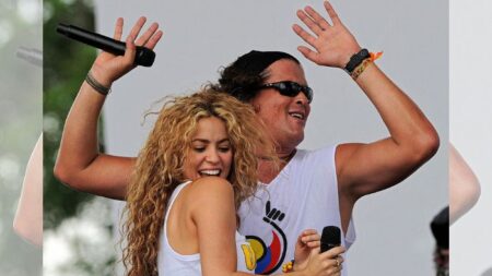 Carlos Vives dice que él y Shakira han «reído y llorado juntos» y le dedica una canción