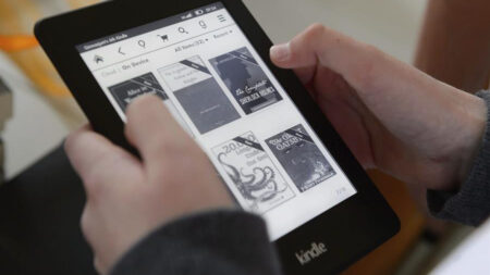 Amazon anuncia que retirará Kindle del mercado chino