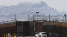 Patrulla Fronteriza de EEUU alerta a inmigrantes ilegales sobre muertes y peligros de cruzar la frontera