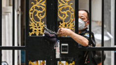 La policía de Shanghai hostiga a quienes critican el confinamiento de la ciudad