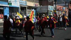 Manifestantes cortan señales de televisión y de radio en provincia de Ecuador