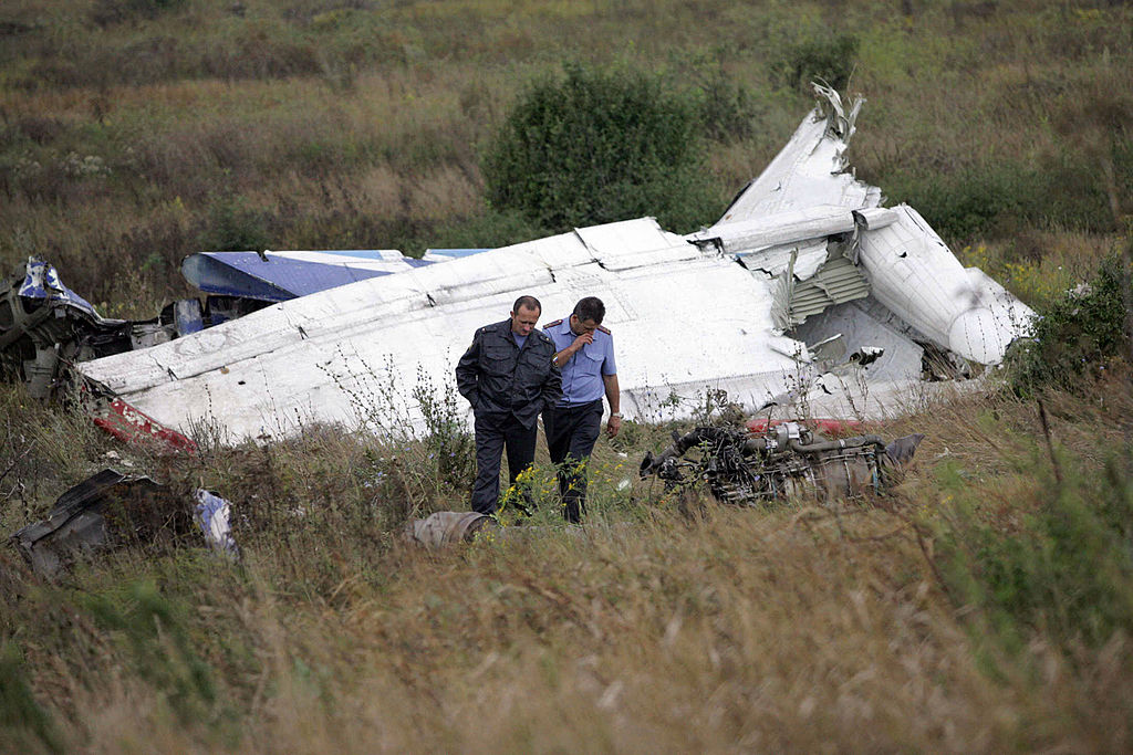 Al menos cuatro muertos al estrellarse en Rusia avión de transporte militar