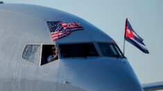 Gobierno de Biden levanta restricciones de vuelos hacia Cuba