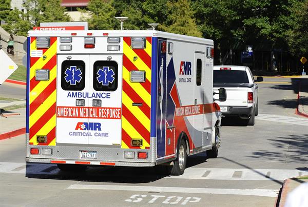En una fotografía de archivo, se ve una ambulancia en EE.UU. EFE/Ralph Lauer
