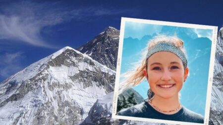 Adolescente se convierte en la más joven en alcanzar la cima del Everest