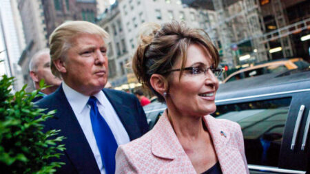 Sarah Palin y Nick Begich avanzan en las elecciones primarias de Alaska para la Cámara de EE.UU.