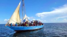 EE.UU. intercepta un bote con cerca de 150 inmigrantes al sureste de Florida