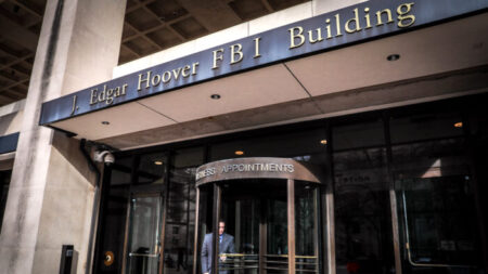 Documentos apuntan a que Stefan Halper le mintió al FBI: Juez