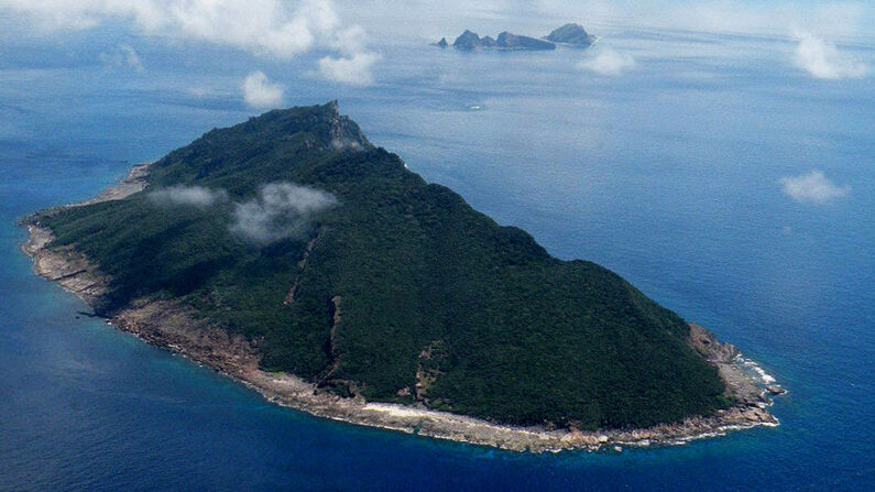 Islas en disputa conocidas como Senkaku en Japón y Diaoyu en China, en el Mar de China Oriental, el 15 de septiembre de 2010. (Jiji Press/AFP/Getty Images)