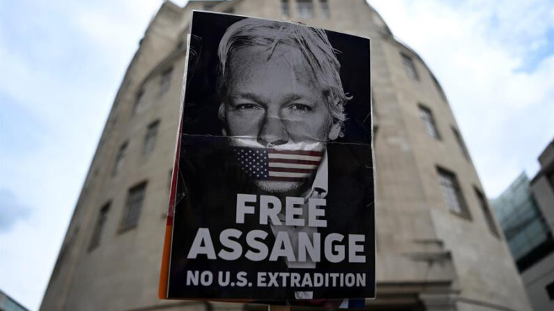 La filtración a WikiLeaks comenzó el 7 de marzo de 2018 y la organización fundada por el australiano Julian Assange la consideró "la mayor filtración de datos de inteligencia de la historia". EFE/Andy Rain/Archivo