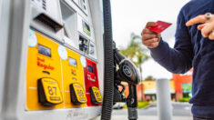 Los precios de la gasolina caen consecutivamente durante 26 días