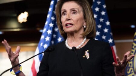 Nancy Pelosi responde a la decisión de Trump sobre 2024