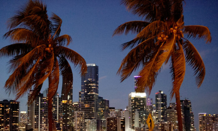 El horizonte de Miami, Florida, el 29 de septiembre de 2021. (Joe Raedle/Getty Images)